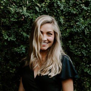 Meet your Posher, Olivia